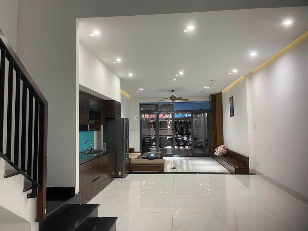 Rent · 6 bd · 125 м² · Quận Ngũ Hành Sơn, ул. Đường Đoàn Khuê
