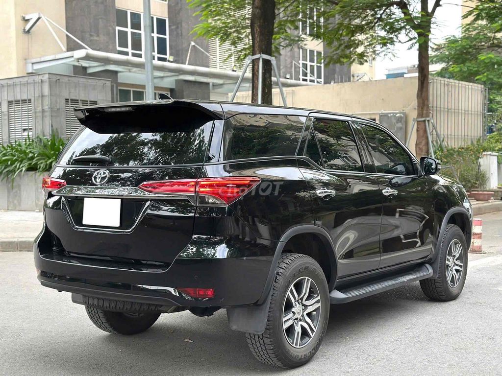 Toyota Fortuner 2024 2.4L 4x2 sx 2024 màu đen. Mua bán Ô tô tại Quận Cầu Giấy Hà Nội được đăng bởi Cao Quý hình 7