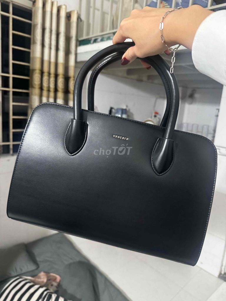 Túi xách Vascara Nữ Da Đen. Mua bán Túi xách tại Quận Gò Vấp Tp Hồ Chí Minh được đăng bởi Thủy Nguyễn hình 1