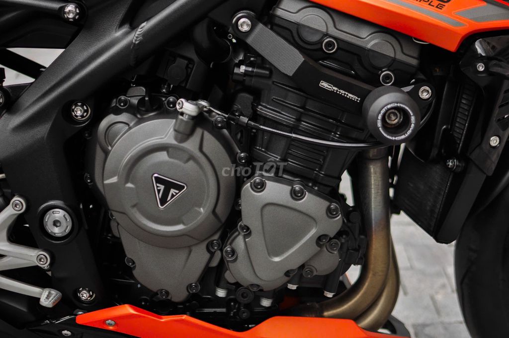 Триумф Спид Трёпл 1200 Rs 2023 Кам 6000 км