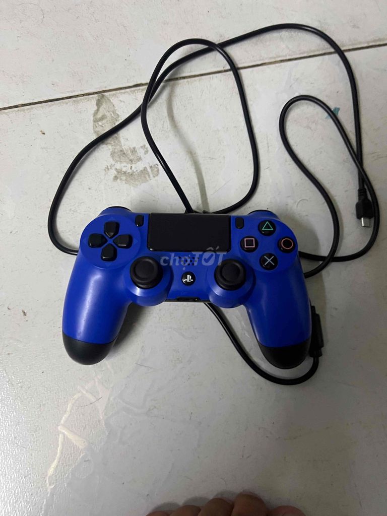 Tay cầm chơi game Sony PS4 Xanh dương. Mua bán Thiết bị chơi game tại Quận 8 Tp Hồ Chí Minh được đăng bởi Trần Hoàng Vũ hình 1