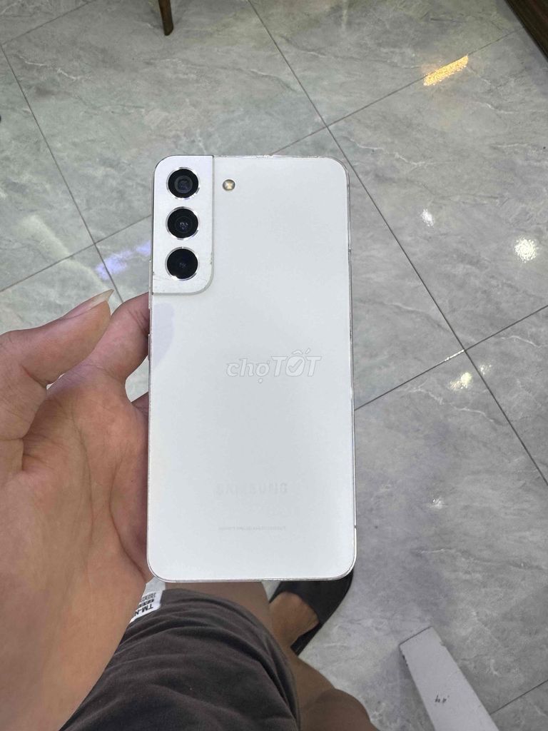Samsung Galaxy S22 Trắng. Mua bán Điện thoại tại Quận Thanh Khê Đà Nẵng được đăng bởi Phan Vũ Gia Bảo hình 1