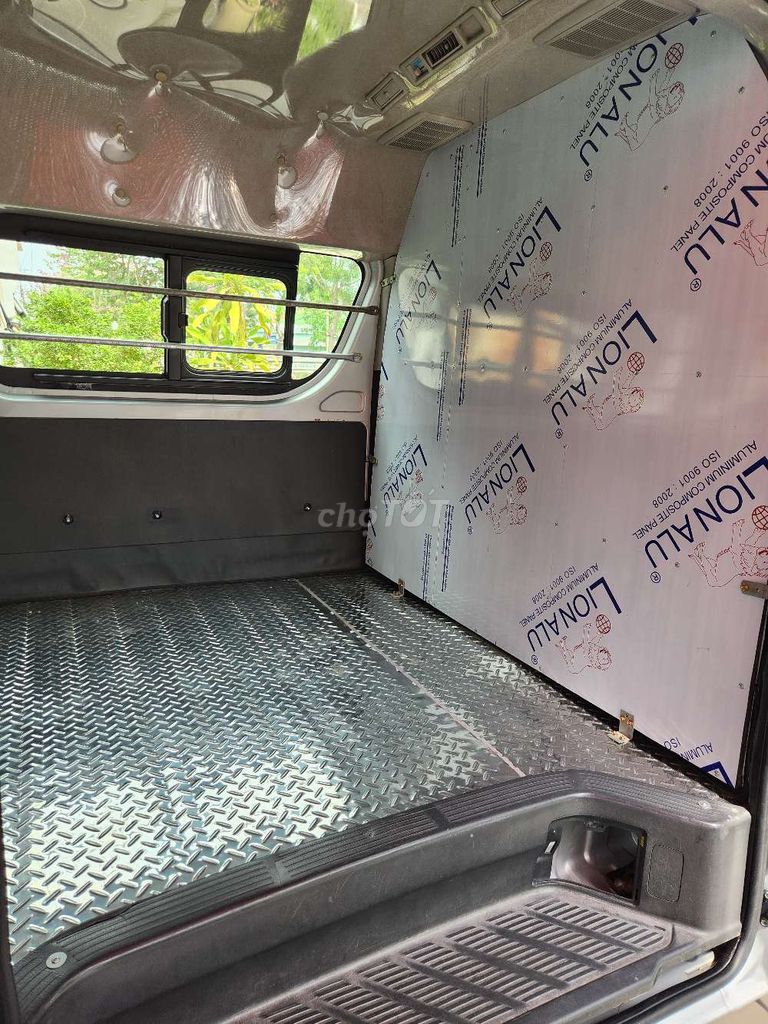 Tải Van Toyota Hiace 2014 3N/940kg sàn inox nhập. Mua bán Ô tô tại Huyện Bình Chánh Tp Hồ Chí Minh được đăng bởi TUẤN TRẦN hình 11