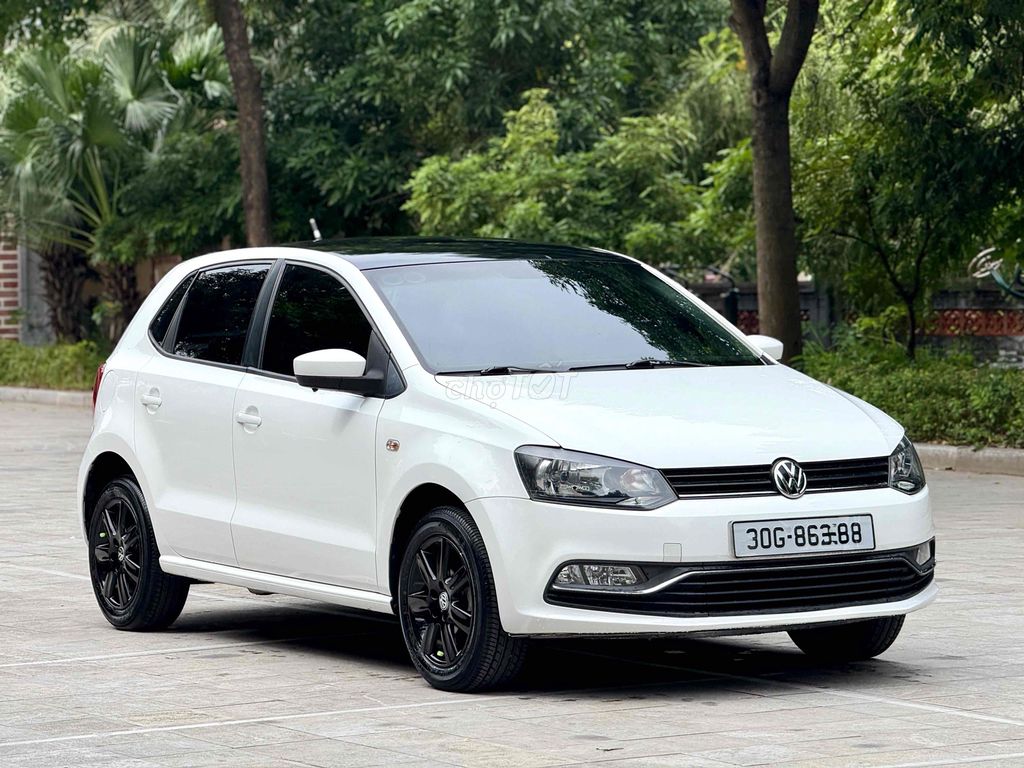 Volkswagen Polo 1.6 AT 2015. Mua bán Ô tô tại Quận Long Biên Hà Nội được đăng bởi Thế Anh hình 4
