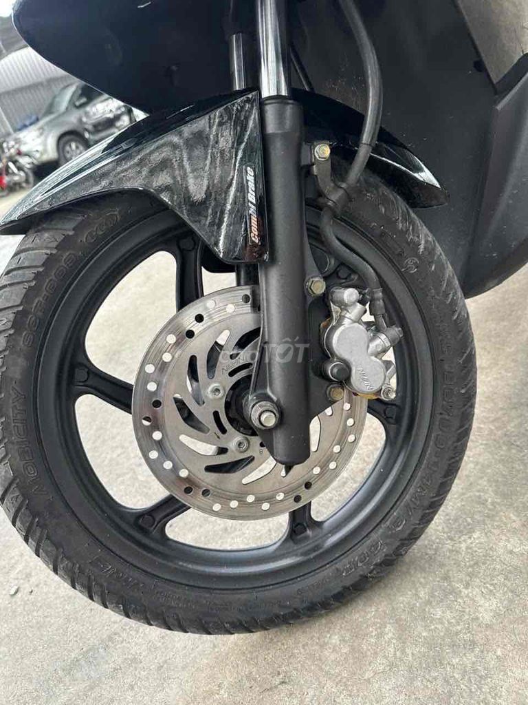 Honda Airblade 110 Fi màu đen bạc đời 2010 bstp. Mua bán Xe máy tại Quận 11 Tp Hồ Chí Minh được đăng bởi nguyenxuanthinh quận tân phú  hình 5