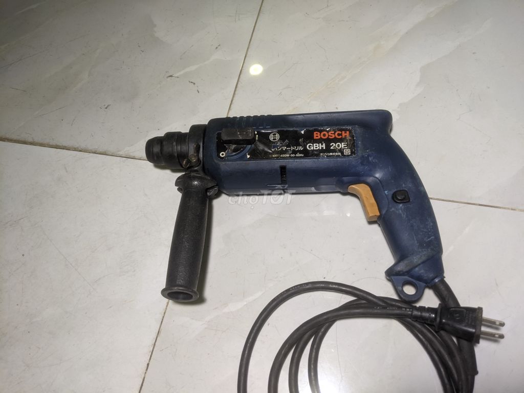 máy khoan bê tông Bosch GBH 20E 100volt