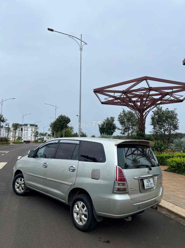 Toyota Innova 2006 G - 205458 km