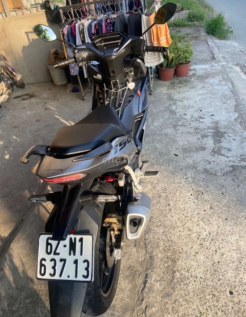 BÁN XE WINNER X CAMO XANH BẠC. Mua bán Xe máy tại Huyện Bến Lức Long An được đăng bởi Quyền Nguyễn Quang hình 3