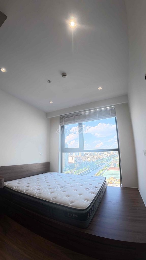 Cho thuê căn hộ D AQUA 2pn trống 12, cơ bản 14, full xịn 17tr