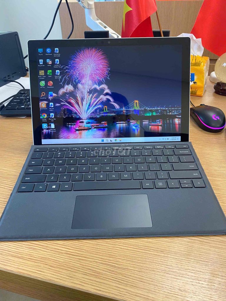 Microsoft Surface Pro 7 i5 8GB/128GB. Mua bán Máy tính bảng tại Thành phố Yên Bái Yên Bái được đăng bởi Mai Linh hình 1