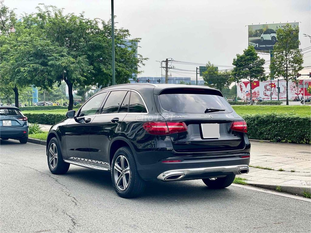 Mercedes Benz GLC250 4MATIC năm 2018 Đen xe 1 chủ. Mua bán Ô tô tại Thành phố Thủ Đức Tp Hồ Chí Minh được đăng bởi Bảo Nam ÔTô hình 2