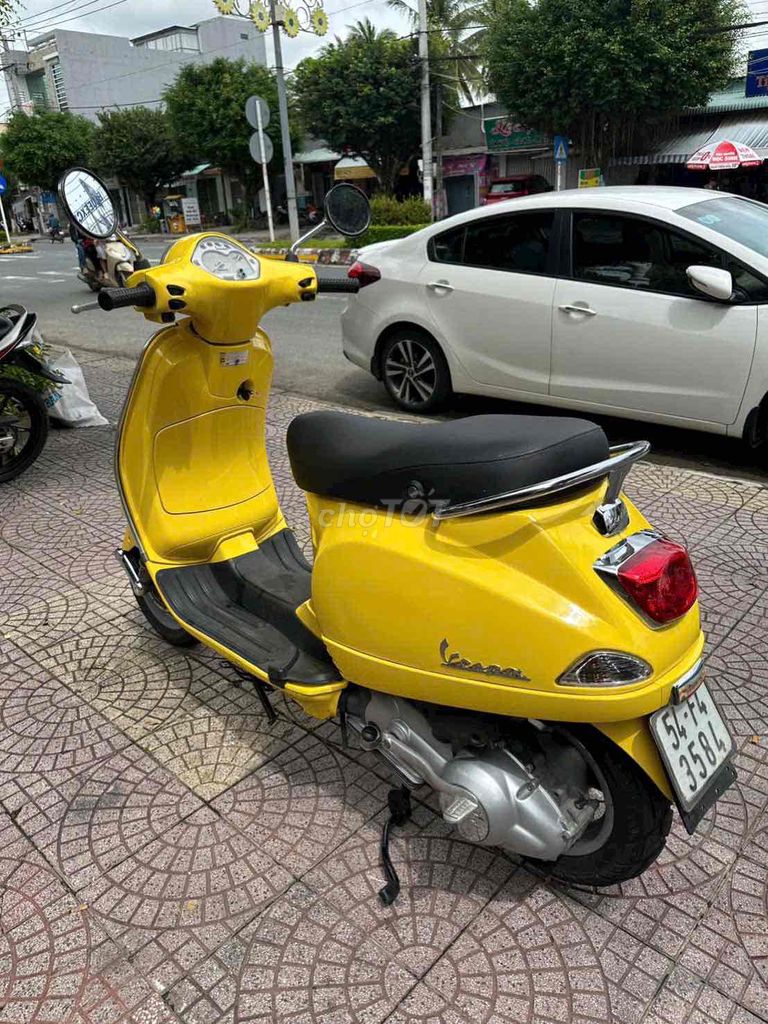 Piaggio Vespa LX 2010 zin đep vĩnh long. Mua bán Xe máy tại Thành phố Vĩnh Long Vĩnh Long được đăng bởi xe máy Tùng Beo hình 6