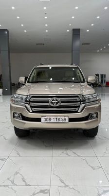 Toyota Land Cruiser LC200, sản xuất 2016 cực mới.. Mua bán Ô tô tại Quận Bắc Từ Liêm Hà Nội được đăng bởi Mr Hợi 