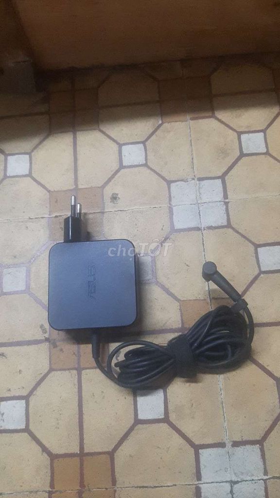 Sạc laptop Asus ADP-45BW C Đen 45W. Mua bán Phụ kiện (Màn hình, Chuột...) tại Quận Tân Phú Tp Hồ Chí Minh được đăng bởi  cấp cô độc hình 1