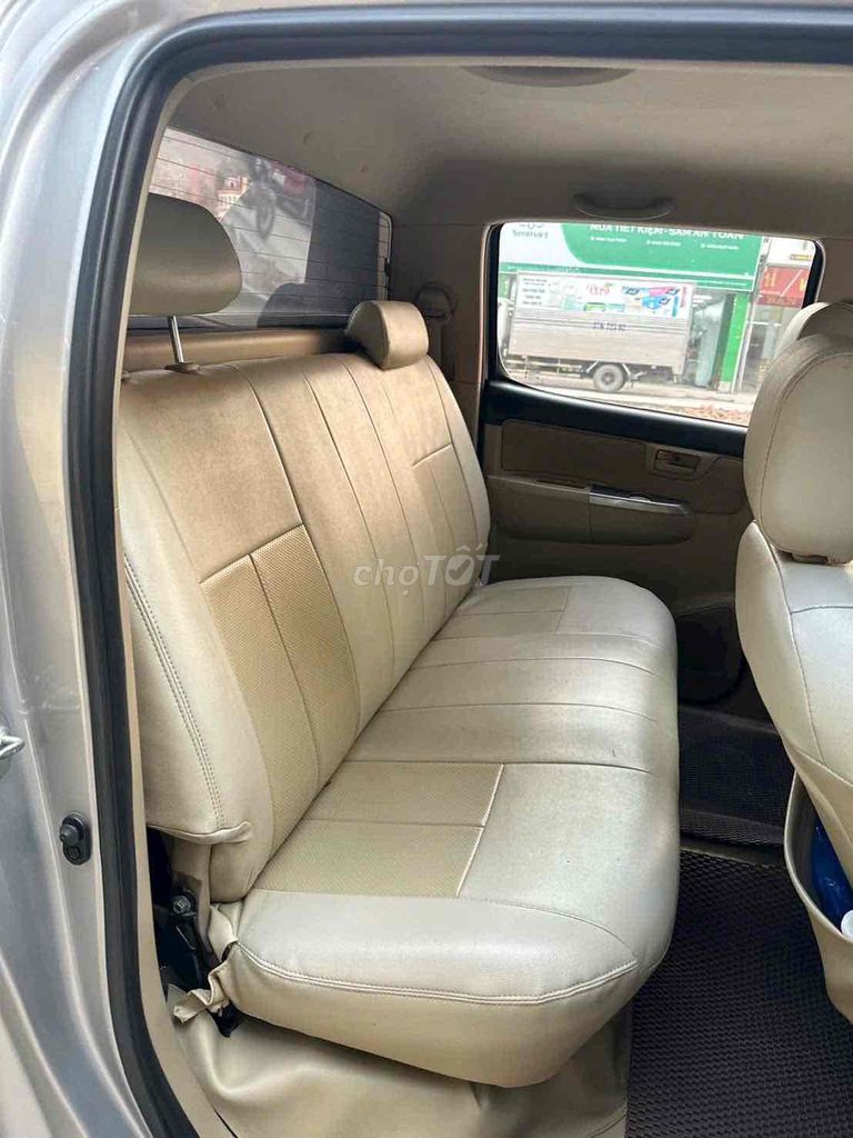 Toyota Hilux 20172.4E 4×2 mt - 100000 km. Mua bán Ô tô tại Huyện Nam Đàn Nghệ An được đăng bởi Ước Mơ Oto hình 14