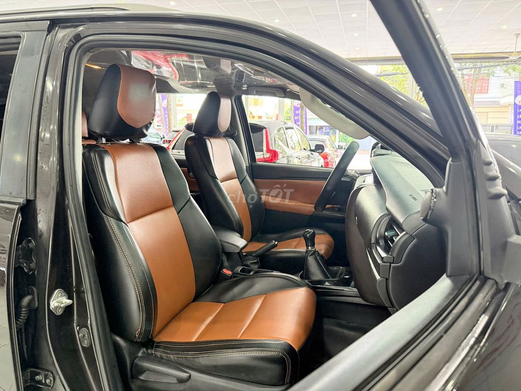 Toyota Fortuner 2.4G MT 2017 màu nâu. Mua bán Ô tô tại Huyện Bù Gia Mập Bình Phước được đăng bởi Ô Tô Thiên Hải  hình 10
