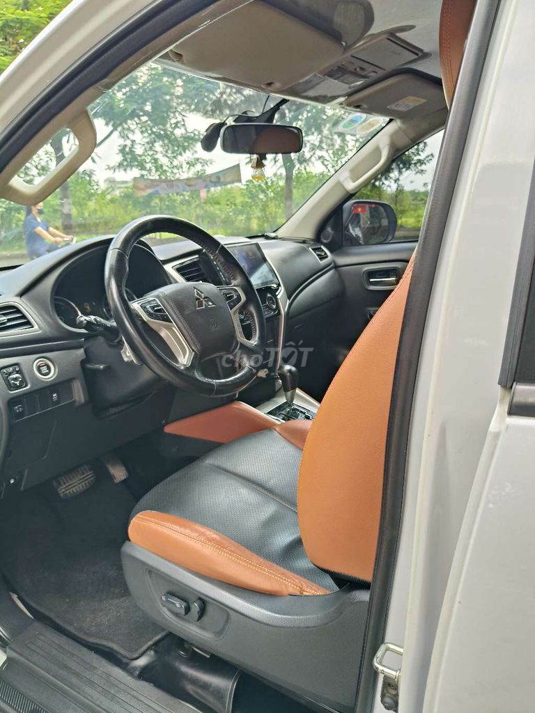 Triton GLS mivec athletes số tự động 1 cầu 2021. Mua bán Ô tô tại Huyện Thanh Trì Hà Nội được đăng bởi Chuyên mua bán xe Bán Tải Lướt  hình 9