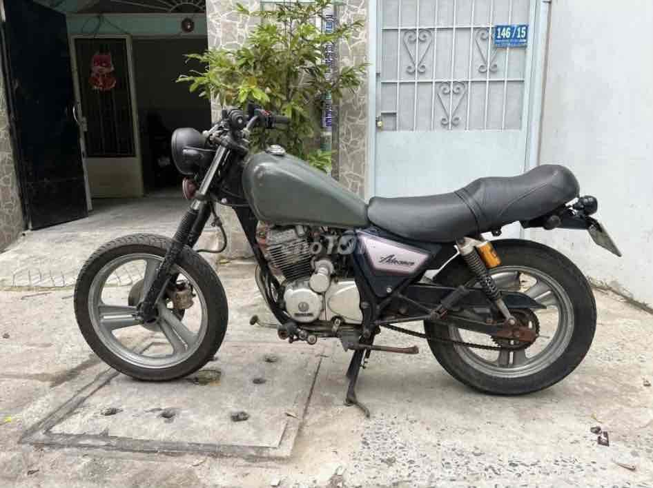 Daelim VC125 с механической коробкой, серый, б/у