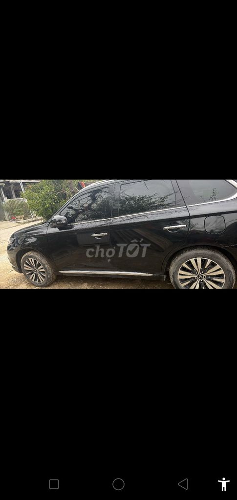 Mitsubishi Outlander 2025 Đen 8313 km. Mua bán Ô tô tại Thành phố Huế Thừa Thiên Huế được đăng bởi Nguyễn Thanh Tú hình 4