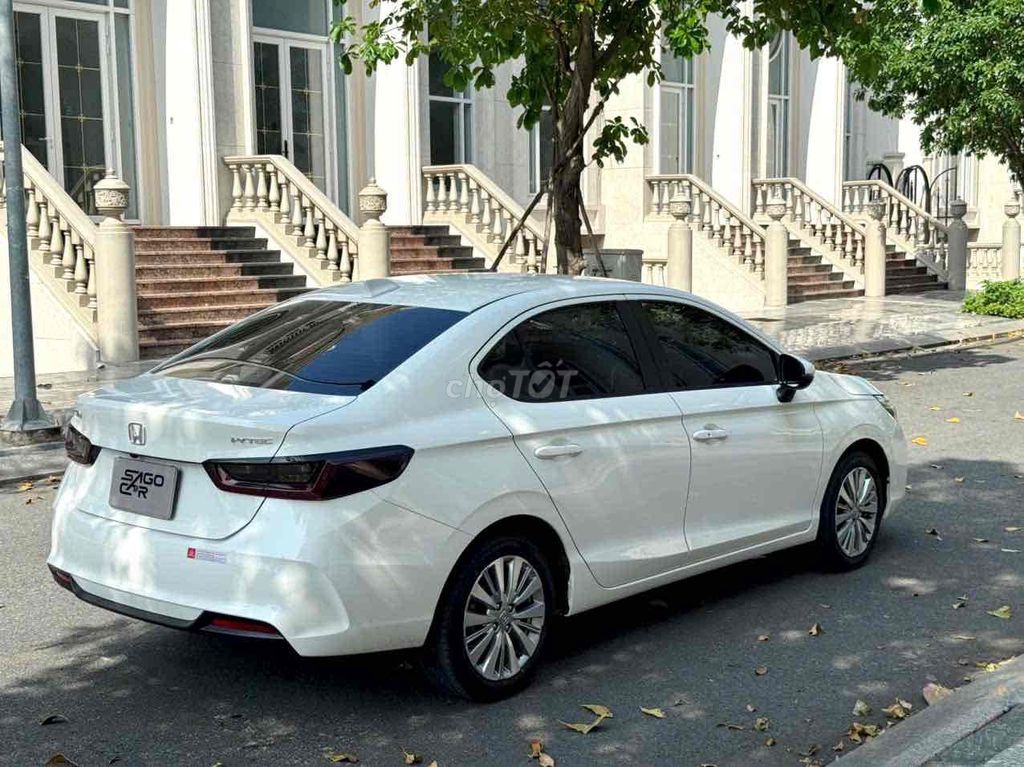 Honda City 2024 L 1.5 AT - 27000 km. Mua bán Ô tô tại Thành phố Dĩ An Bình Dương được đăng bởi Hiển phạm hình 5