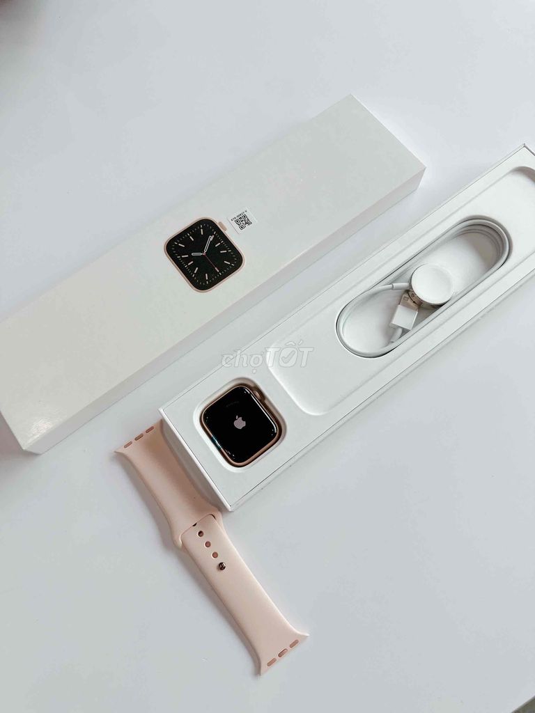 Apple Watch S5 Pink Siêu Lướt Fullbox