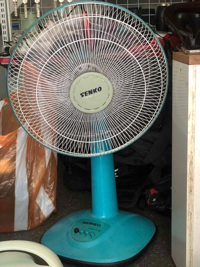 Quạt đứng Senko Lõi đồng. Mua bán Quạt tại Quận Thanh Khê Đà Nẵng được đăng bởi Đồ cũ Thanh Lý Tại Đà nẵng hình 1