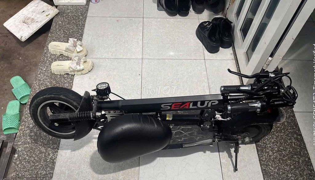 Cần thanh lí xe scooter điện Sealup Q5. Mua bán Xe điện tại Quận 12 Tp Hồ Chí Minh được đăng bởi Huy Lê hình 2