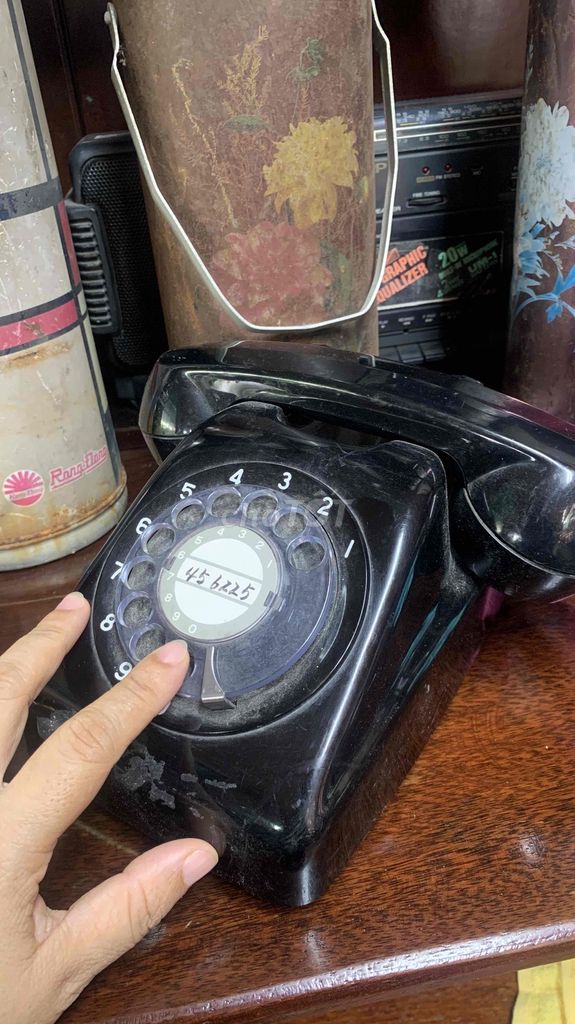 Điện thoại bàn Cổ điển Đen. Mua bán Điện thoại tại Quận Bình Tân Tp Hồ Chí Minh được đăng bởi GỖ XƯA hình 1