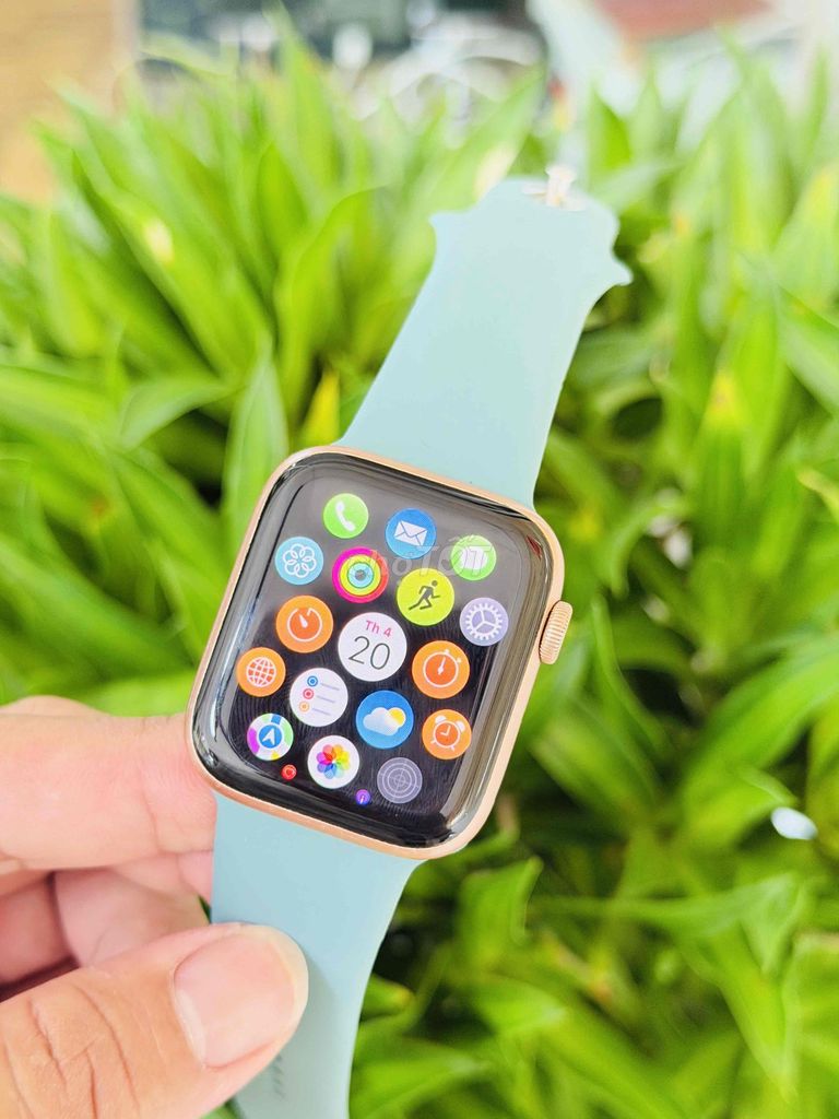 Apple Watch SE 44mm GPS Nhôm Vàng hồng. Mua bán Thiết bị đeo thông minh tại Quận Ninh Kiều Cần Thơ được đăng bởi HẢI APPLE CẦN THƠ hình 1