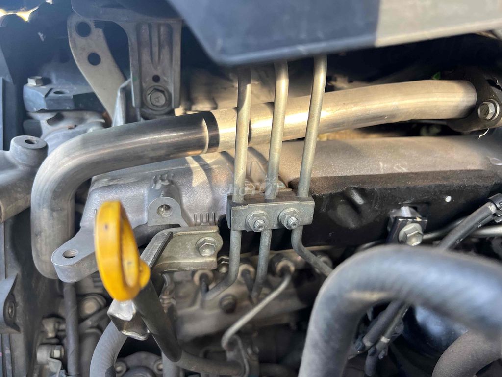 Toyota Fortuner 2016 Dầu Bạc 179261 km. Mua bán Ô tô tại Huyện Định Quán Đồng Nai được đăng bởi Tran trung thanh hình 9