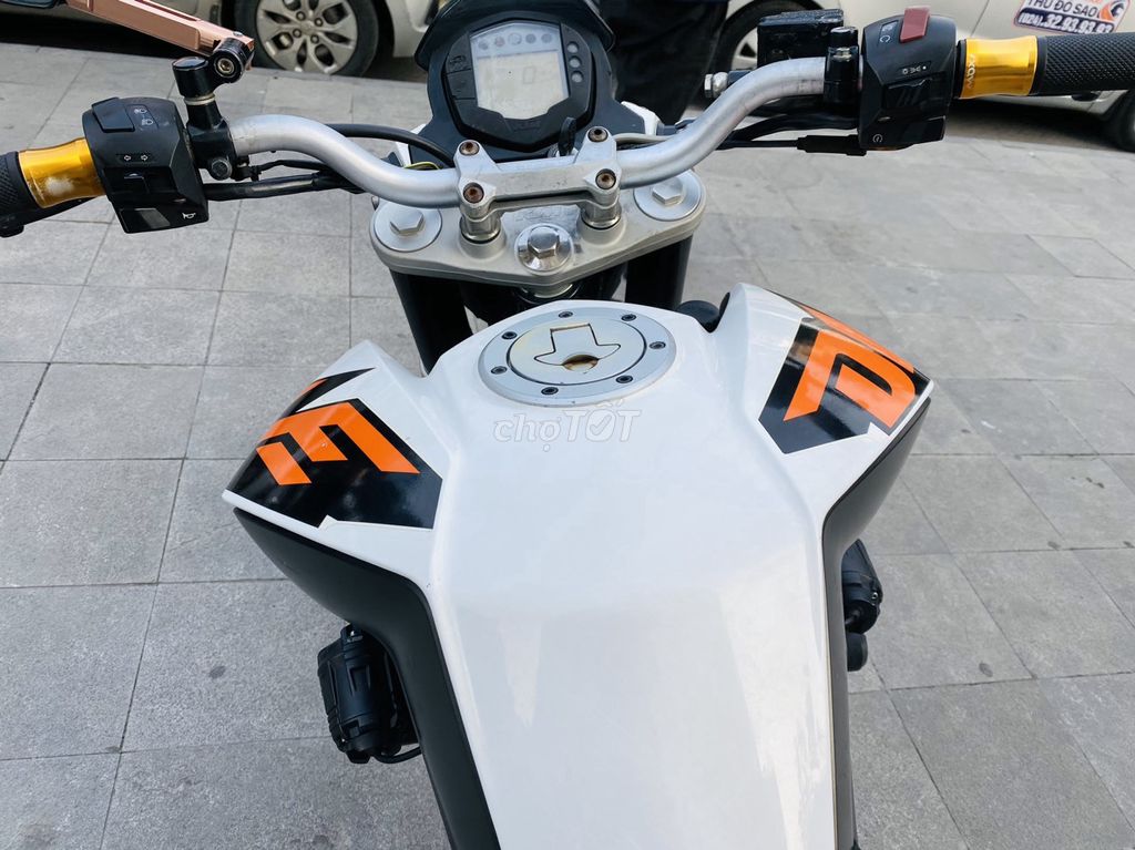 KTM DUKE 200 MÁY NGUYÊN CHÍNH CHỦ BAO CHẤT. Mua bán Xe máy tại Quận Nam Từ Liêm Hà Nội được đăng bởi Nam Anh hình 3