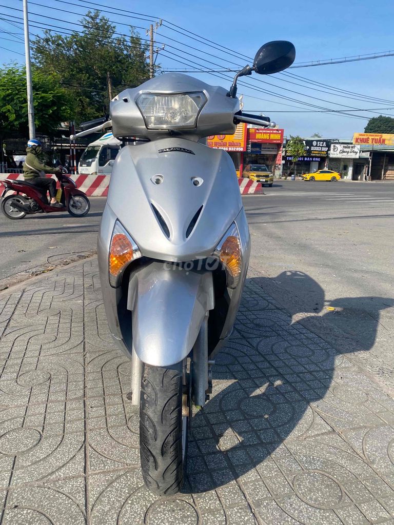 cần bán xe tay ga fi phun xăng điẹn tử. Mua bán Xe máy tại Thành phố Dĩ An Bình Dương được đăng bởi Đăng khoa hình 1