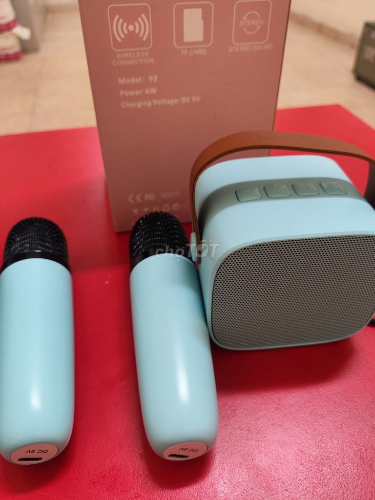 Loa karaoke bluetooth mini kèm 2 micro không dây