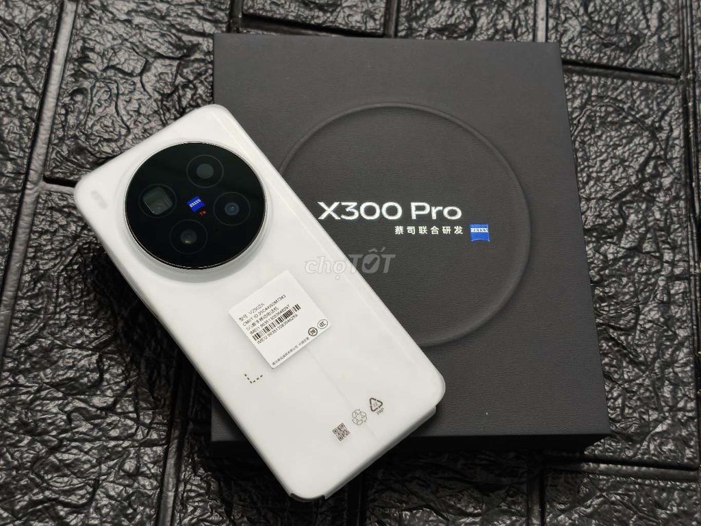 Vivo X300 Pro 256GB Trắng Mới Fullbox GL. Mua bán Điện thoại tại Quận Gò Vấp Tp Hồ Chí Minh được đăng bởi Minh hình 1