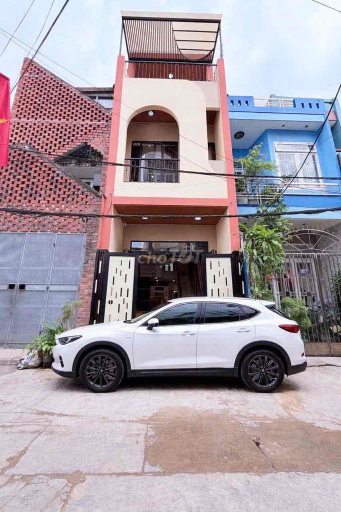 nhà kiệt Ô TÔ full nội thất 4 pn Hồ Quý Ly