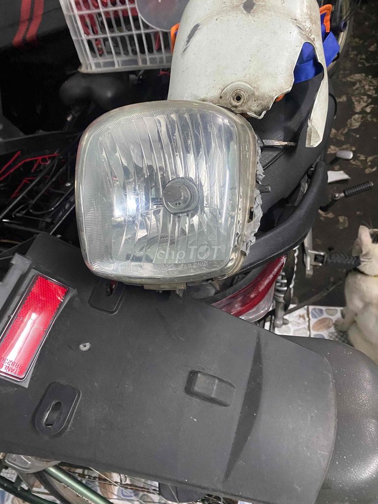 rè đèn đuôi sau với chụp quạt xe cuxi bán như hình. Mua bán Phụ tùng xe tại Quận Bình Tân Tp Hồ Chí Minh được đăng bởi Điệp hình 5