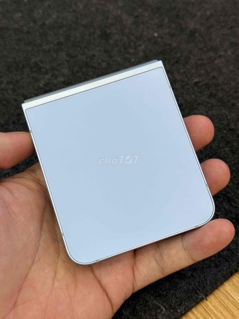 Samsung Z Flip 6 256GB Rêu Việt Nam. Mua bán Điện thoại tại Quận 10 Tp Hồ Chí Minh được đăng bởi Hậu Lưu hình 1