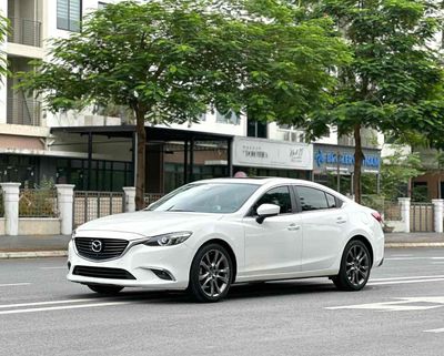 Mazda 6 2.0 Premium sản xuất 2020