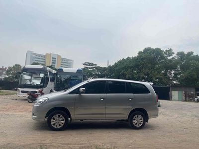 Bán Innova 2009 số tự động nhà đi. Mua bán Ô tô tại Quận 8 Tp Hồ Chí Minh được đăng bởi Ngô Anh hình 1
