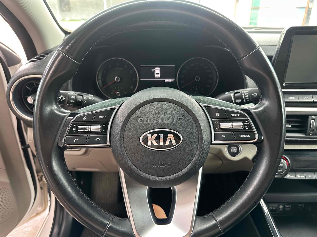 Kia Cerato 2019 1.6 luxury - 70000 km