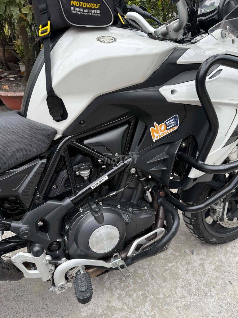 Бенелли TRK502 2019, белый, 32000 км
