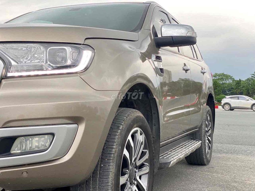 Ford Everest 2020 Titanium 2.0L AT 4x2 - 97000 km. Mua bán Ô tô tại Quận Nam Từ Liêm Hà Nội được đăng bởi Lưu quang kiên hình 10