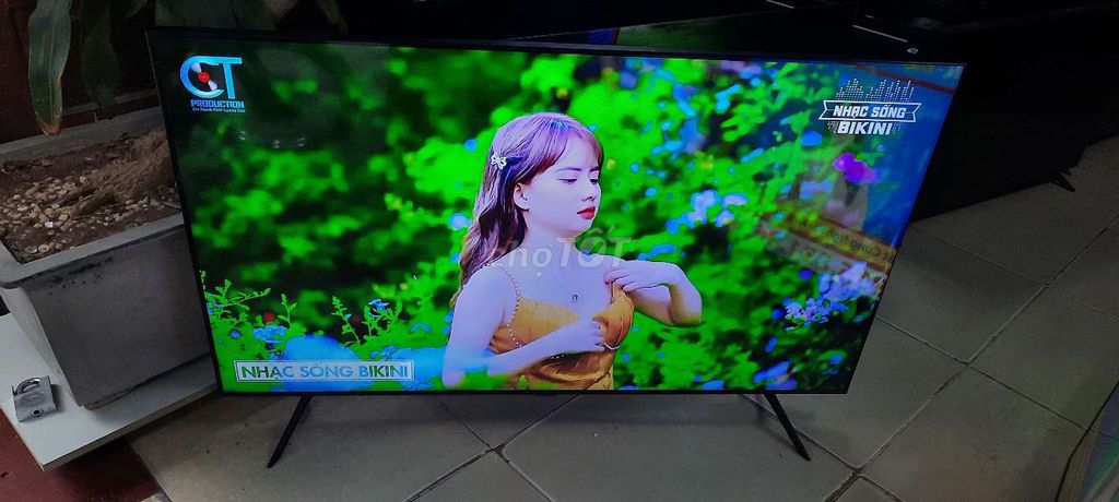 Tivi Smart 4K Samsung 50inch, đẹp suất sắc như mới