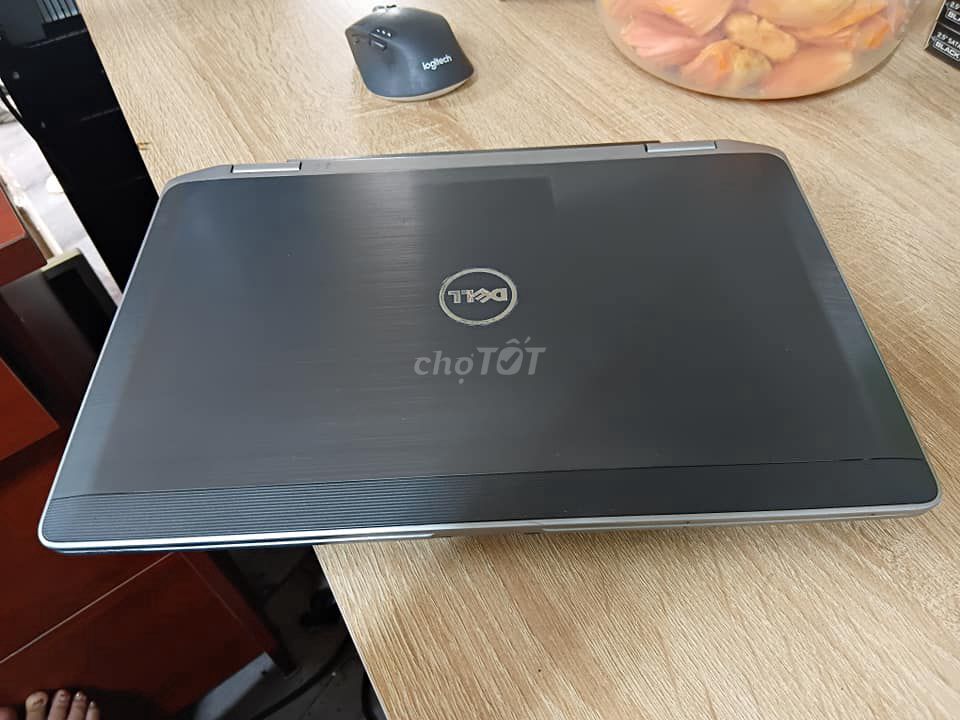 DELL LATITUDE 6320 i7/2640M/8/256 HD