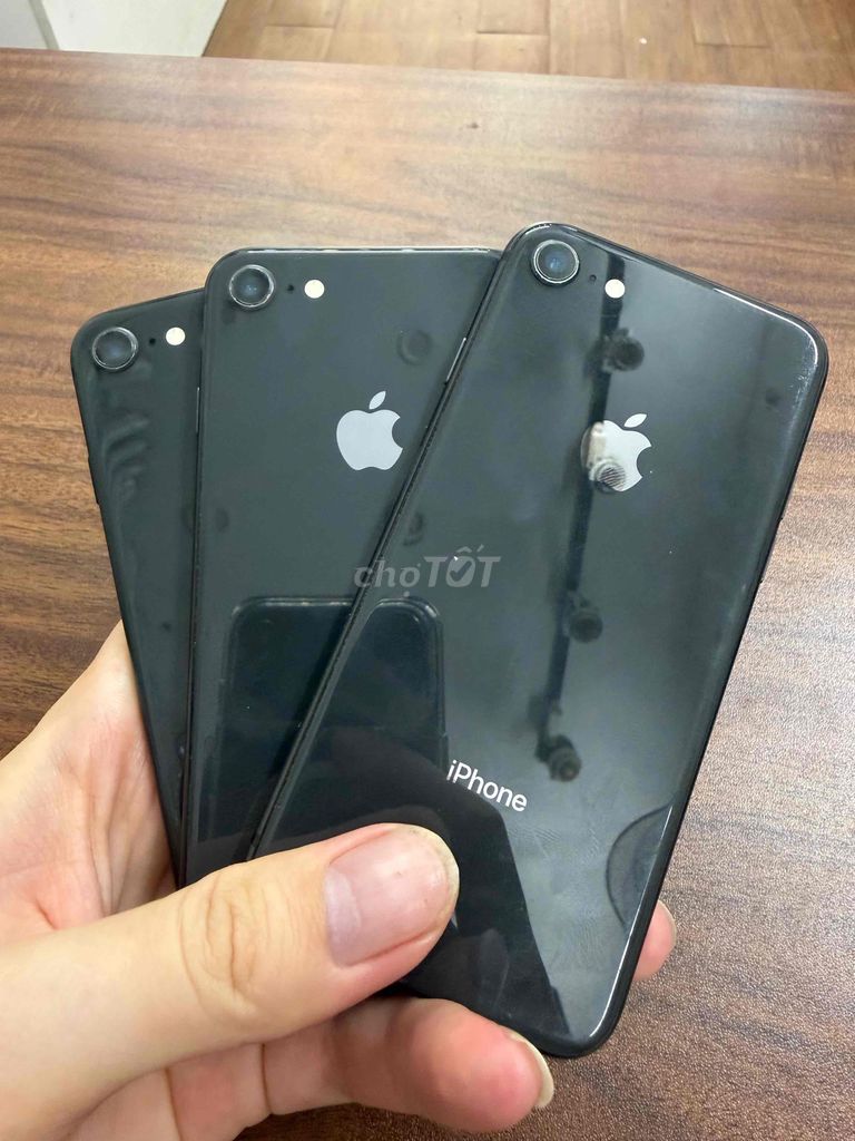 Apple iPhone 8 Đen Đã sử dụng. Mua bán Điện thoại tại Quận Thanh Xuân Hà Nội được đăng bởi Lê Huỳnh Đức hình 1