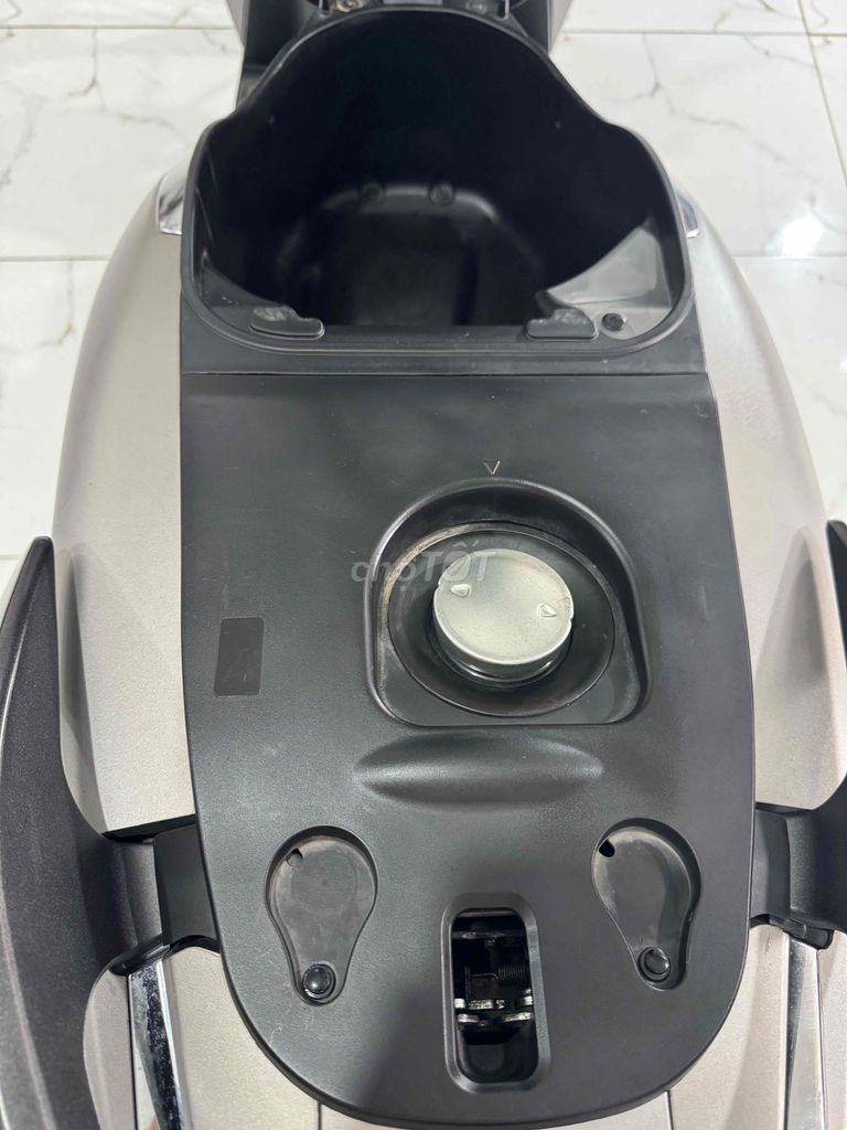 ✅𝐆𝐢𝐚́ 𝐑𝐞̃ 𝐋𝐞̣💵49,5tr 💵SH MODE ABS 2020 ĐẸP ZIN MỚI. Mua bán Xe máy tại Thành phố Long Xuyên An Giang được đăng bởi Cầm Đồ Bình Tâm  hình 6