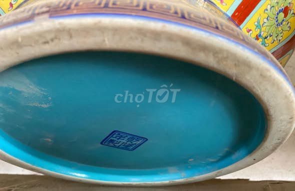 Bình gốm sứ nhiều màu đã dùng. Mua bán Đồ sưu tầm, đồ cổ tại Thành phố Hưng Yên Hưng Yên được đăng bởi Gốm sứ tuyển chọn AThắng hình 1