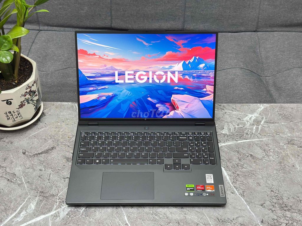 LEGION 5 PRO R9000 R9 7945HX RAM 16G 16” 2K 240hz