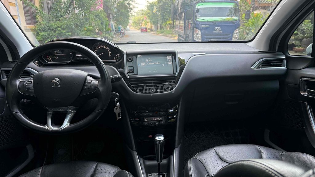 Peugeot 208 2015 1.6L AT - 85632 km. Mua bán Ô tô tại Huyện Đông Anh Hà Nội được đăng bởi thành hải mua bán điện thoại cũ hình 7