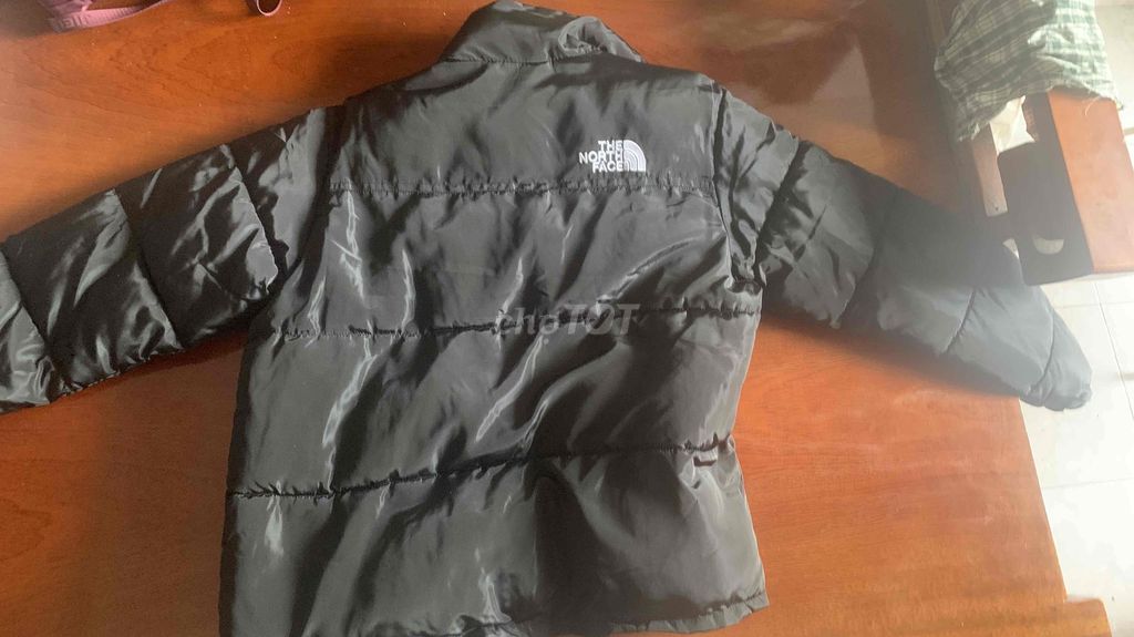 Pass áo phao TNF